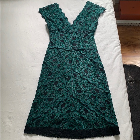 Nicole Miller Dresses & Skirts - Nicole Miller lace dress with slip, like new